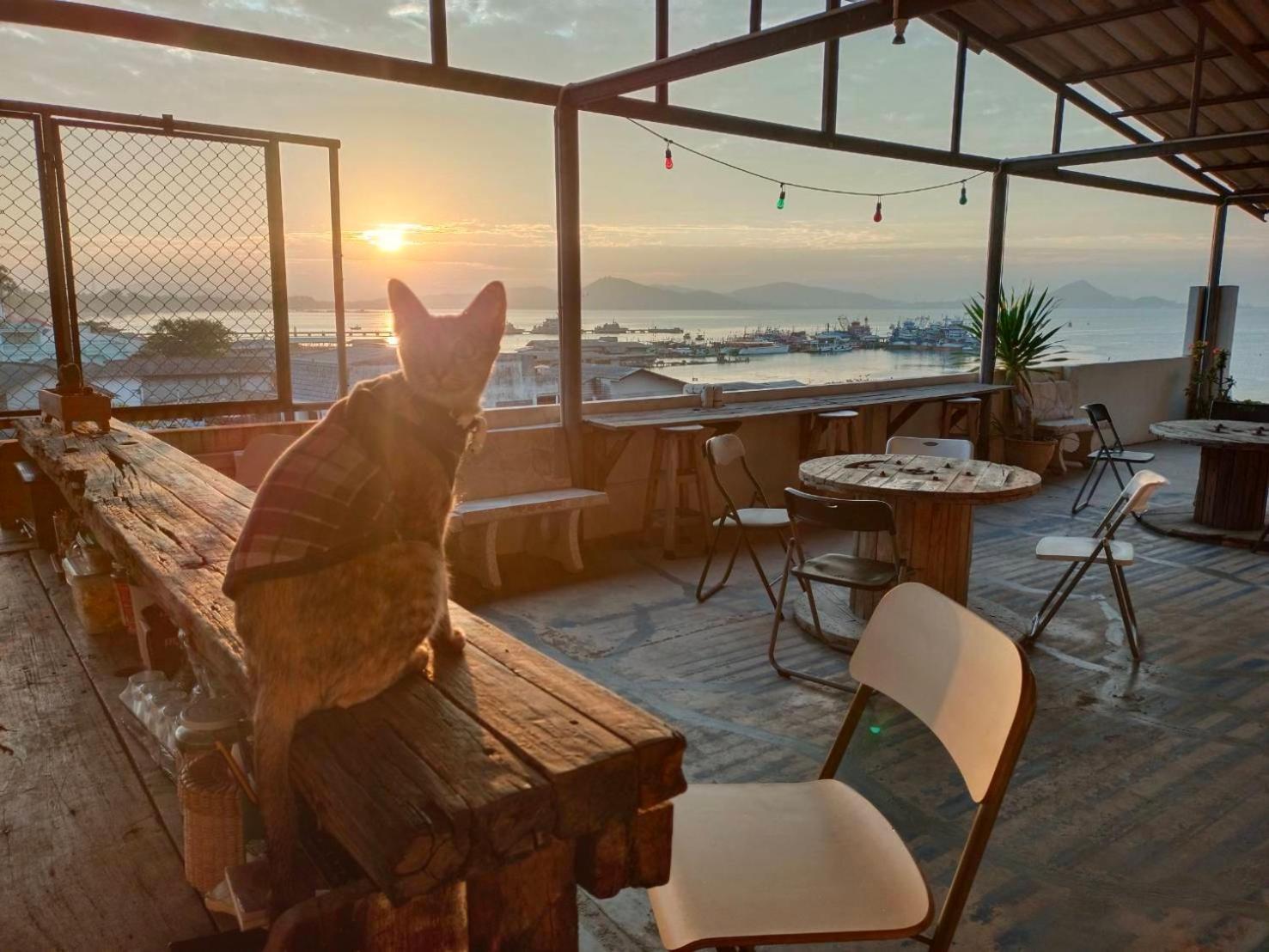 Sattahiptale Boutique Guesthouse & Hostel エクステリア 写真